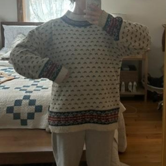 Vintage Nordic Sweater - Picture 2 of 2